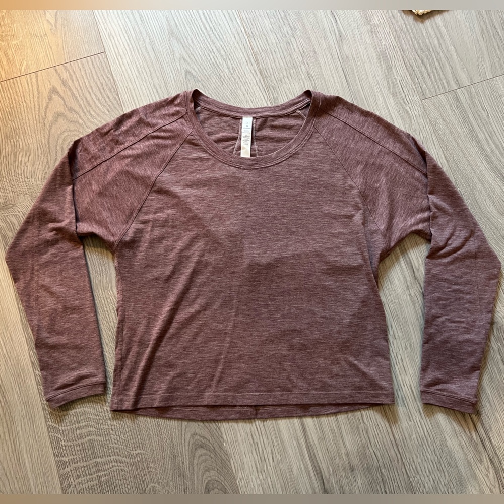 Lululemon Long Sleeve T-Shirt